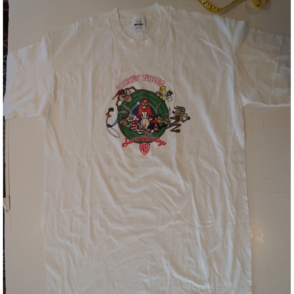 Looney Tunes Seasons Greetings, Porky Pig, Taz, Bugs, Vintage T-Shirt
